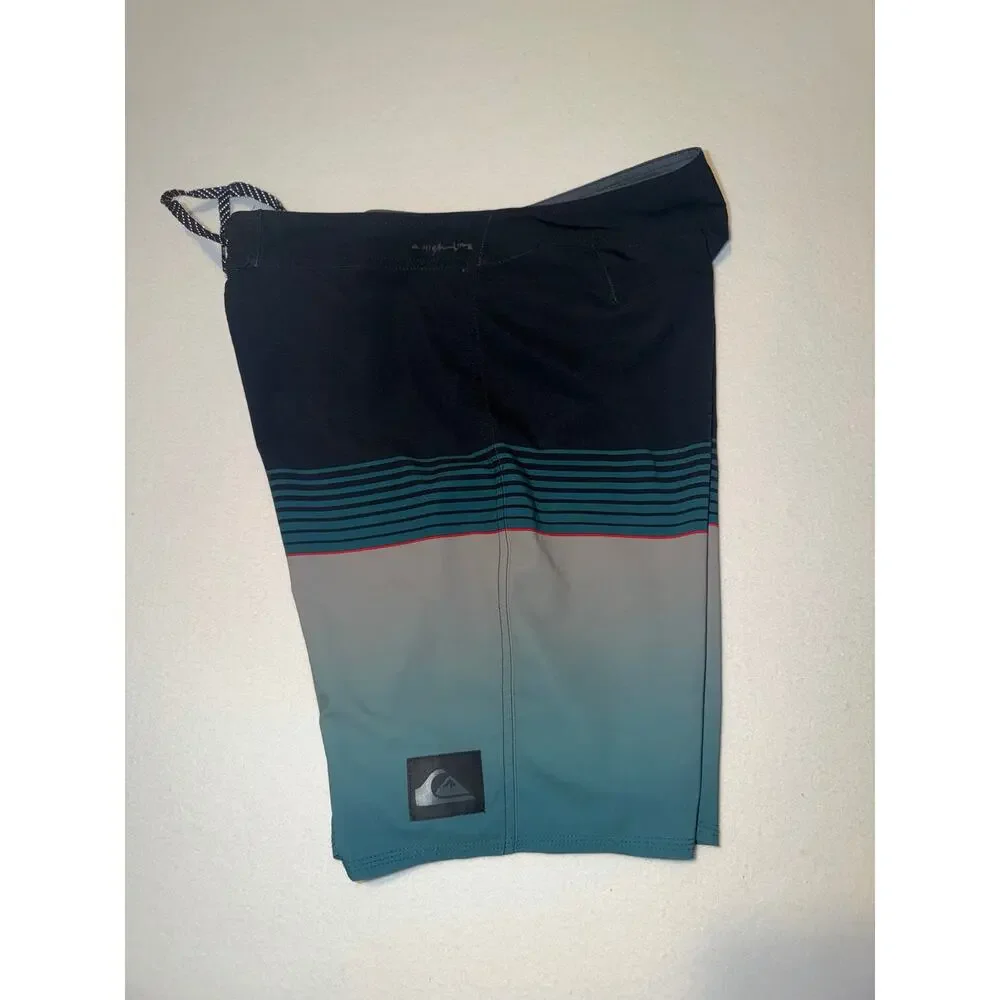 Quick Silver men’s highline board shorts